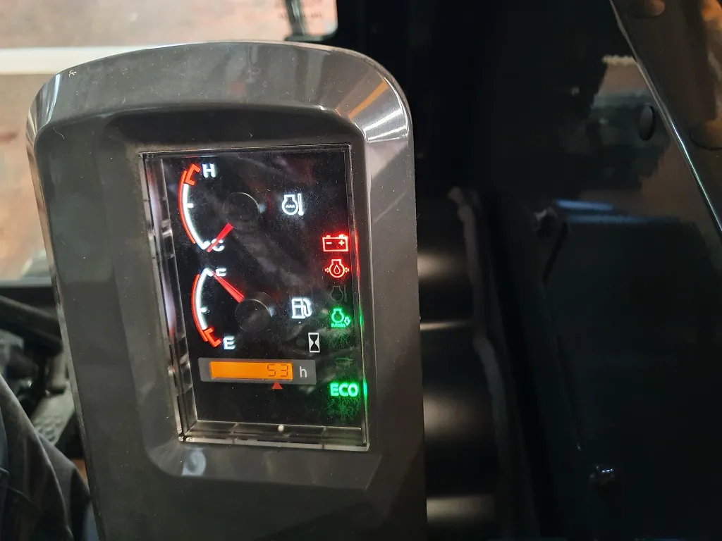 Midi Exacavadora Giratoria 4.500Kg foto 12