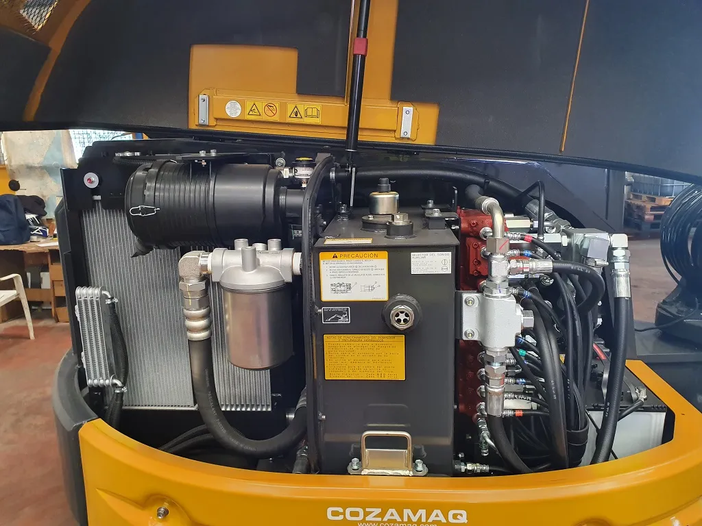 Midi Exacavadora Giratoria 4.500Kg foto 8