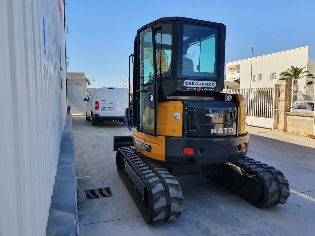 Midi Exacavadora Giratoria 4.500Kg foto 3